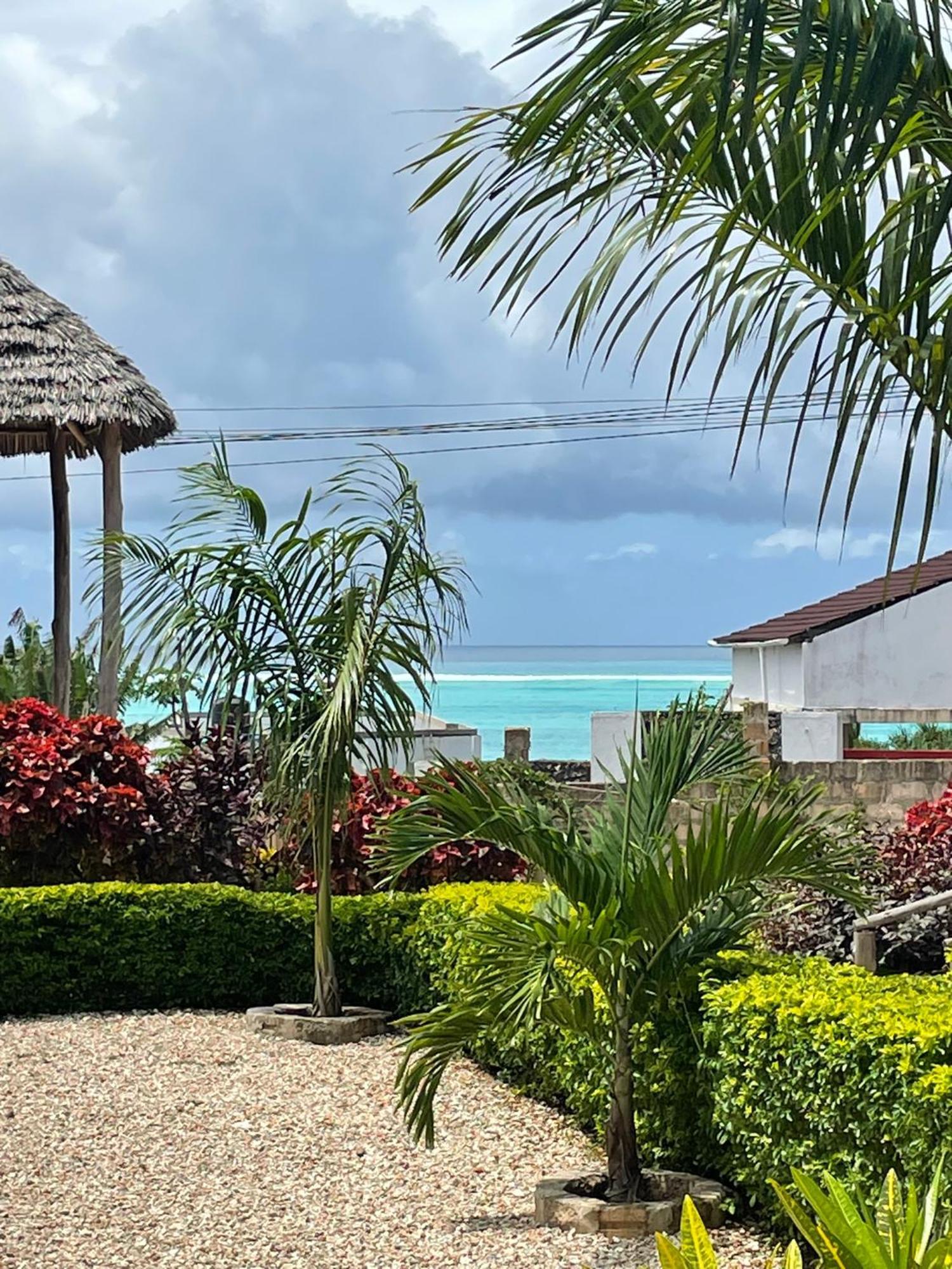 Kokopelli Bungalows Nungwi Exterior photo